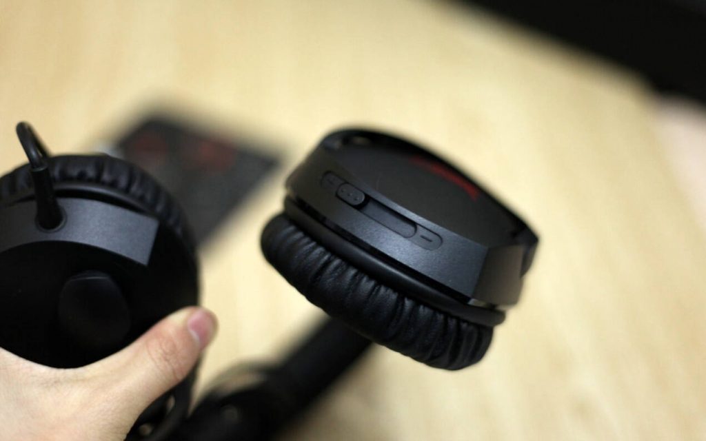 HyperX Cloud Stinger volume controller