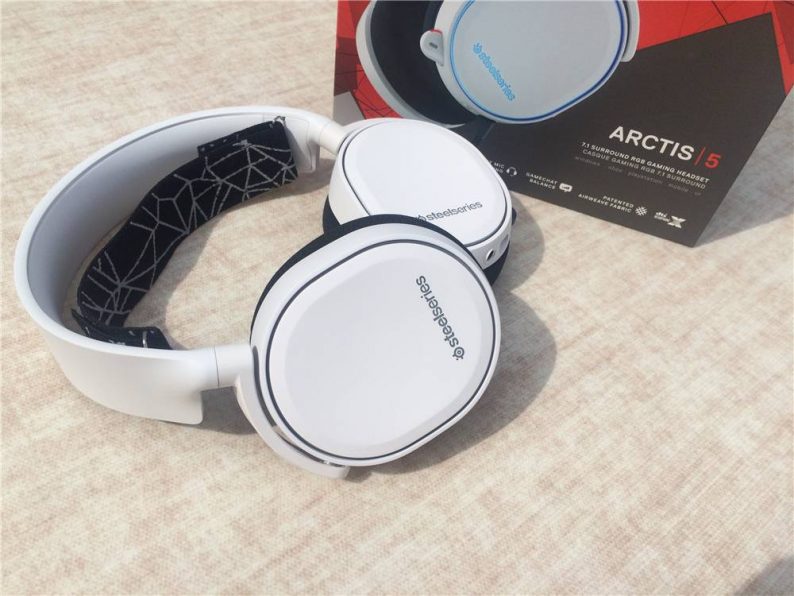 SteelSeries Arctis 5 Gaming Headset