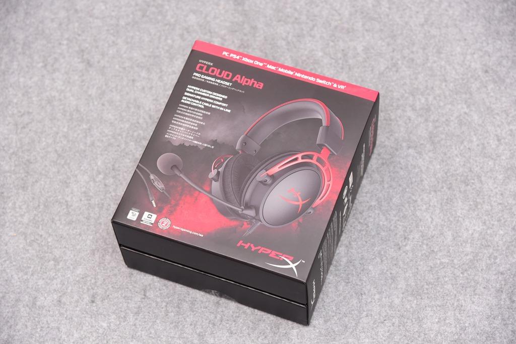 Unboxing HyperX Cloud Alpha