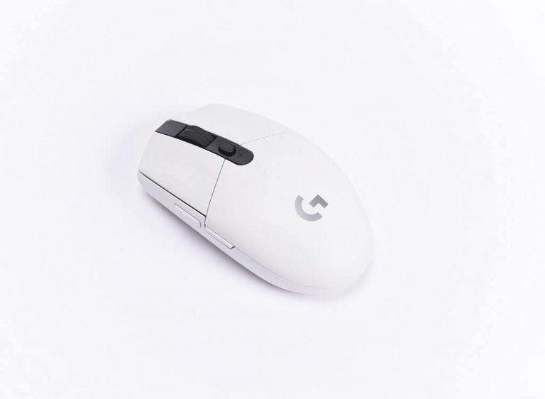 G304. Лоджитек g304. Logitech g304 белая. Логитеч 304. Logitech g304 KDA.