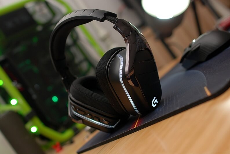 Logitech G933 Headset Review